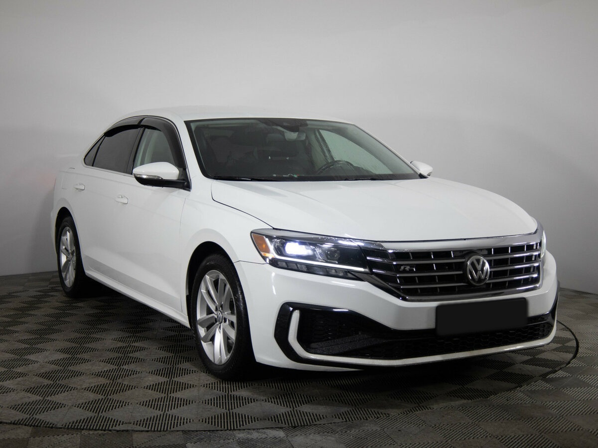 Купить Volkswagen Passat с пробегом. Фото: #2