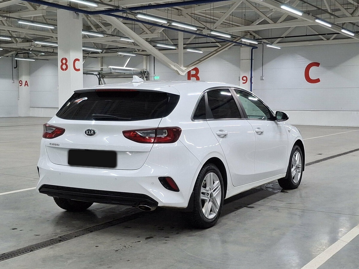 Купить Kia Ceed с пробегом. Фото: #4