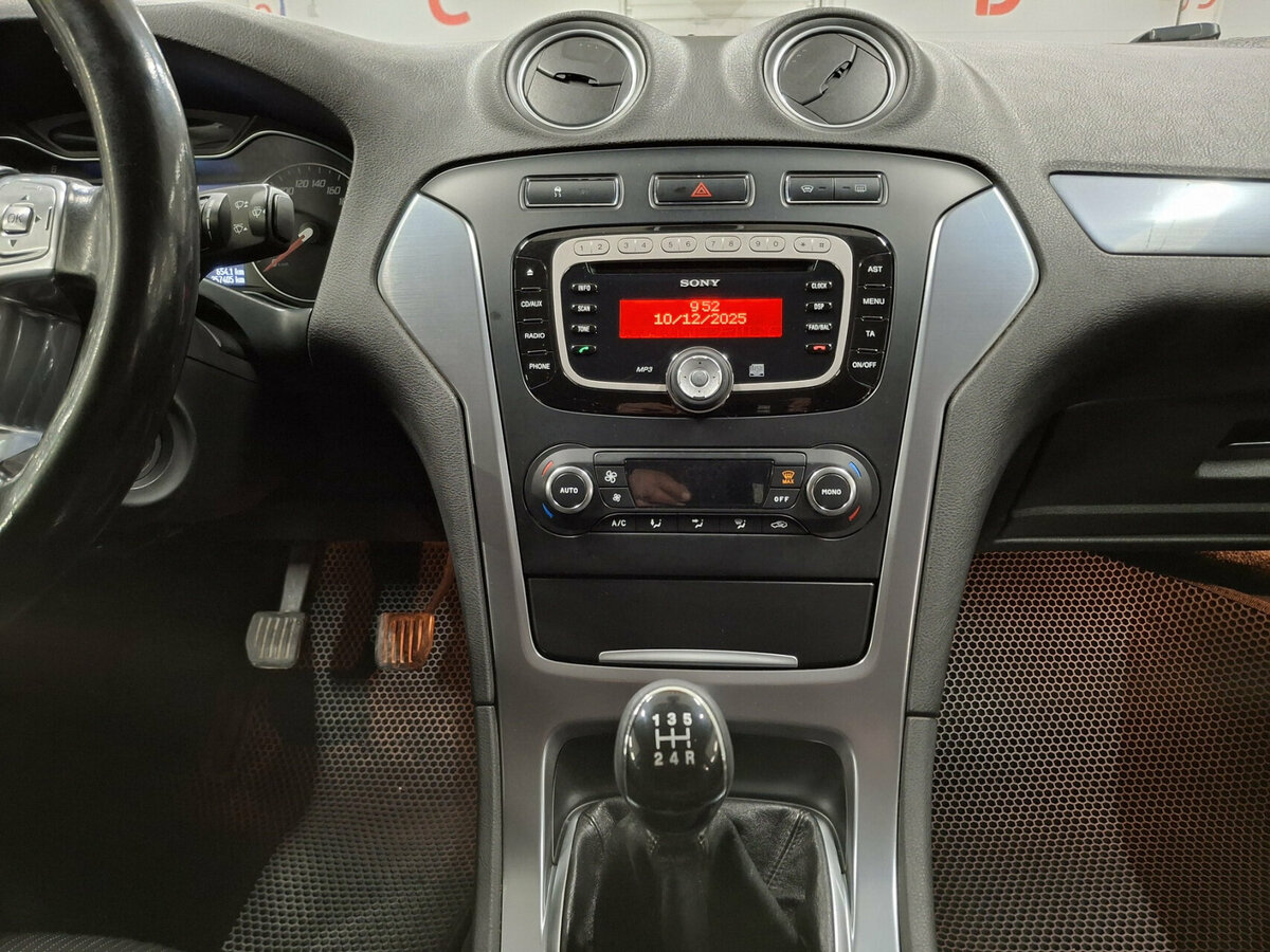 Купить Ford Mondeo с пробегом. Фото: #12