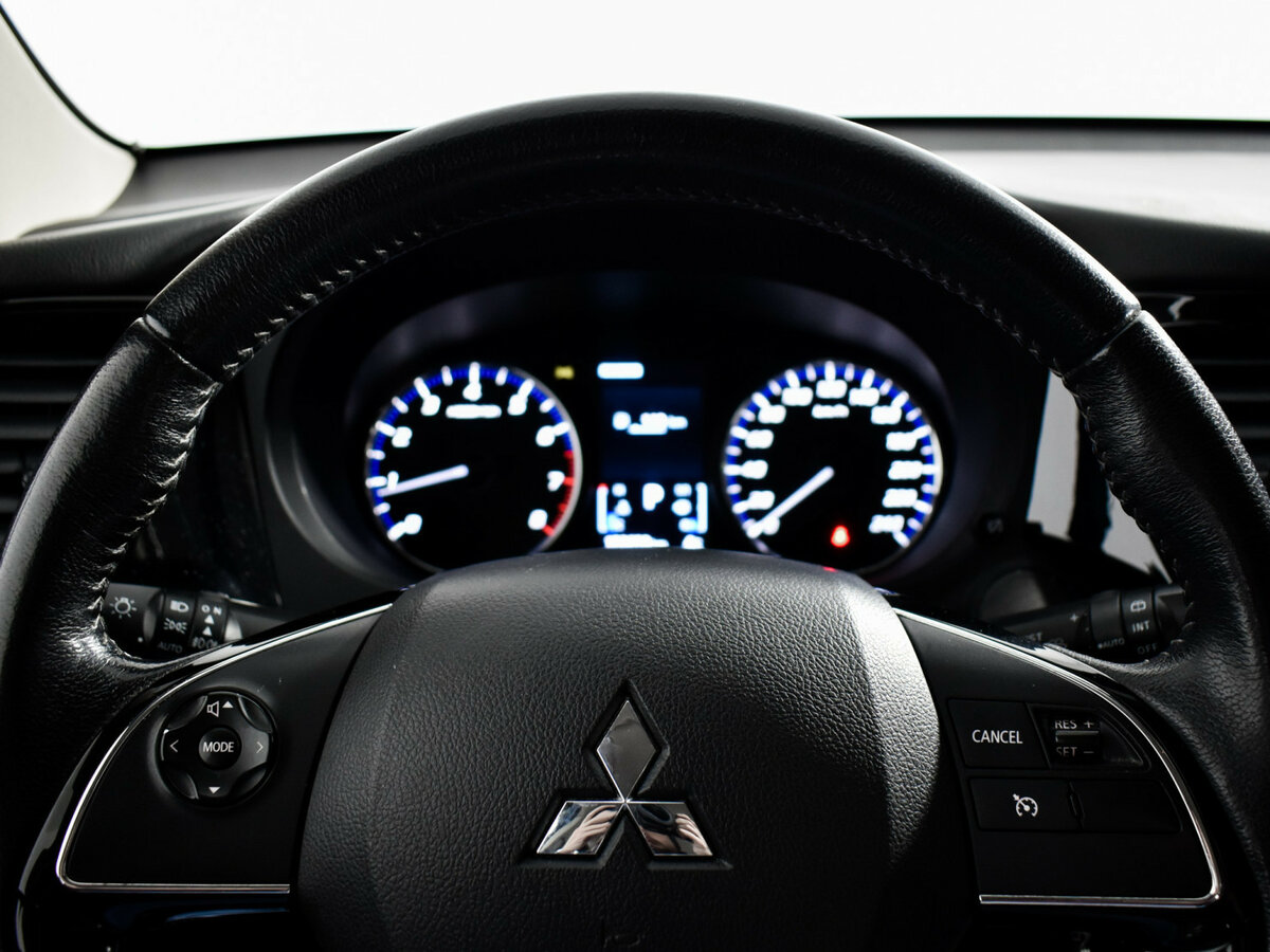 Продажа Б/У Митсубиши Оутлэндер. Фото: #11