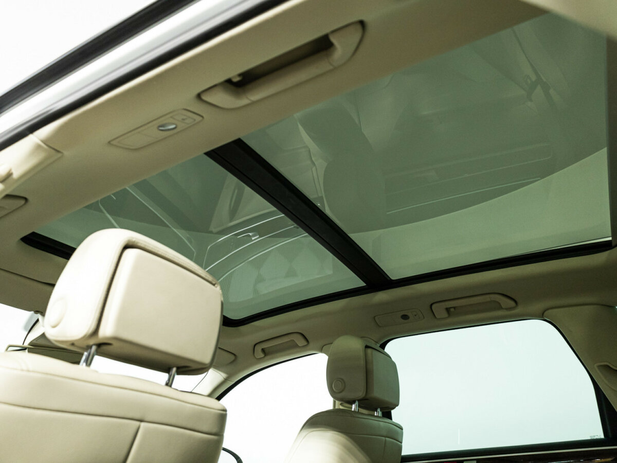 Купить Volkswagen Touareg с пробегом. Фото: #12