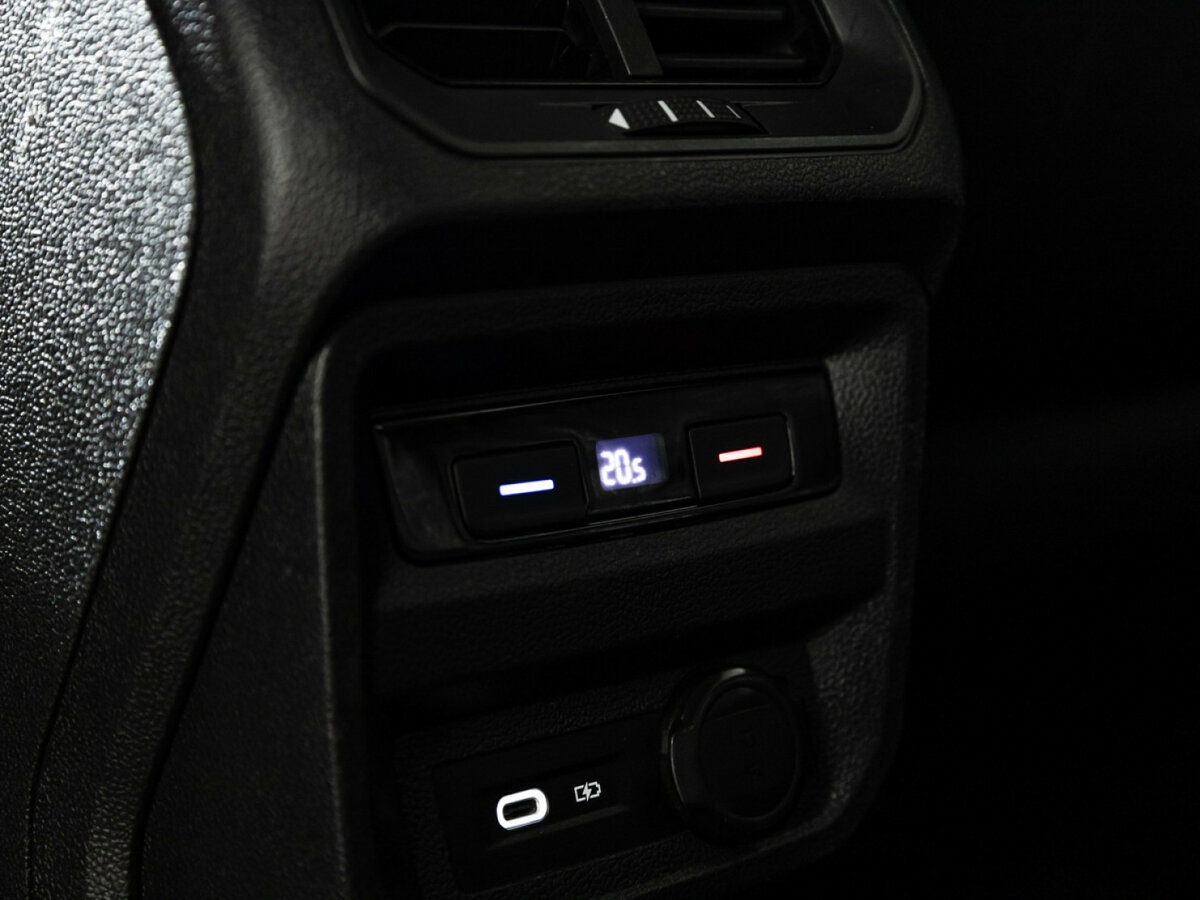 Купить Volkswagen Tiguan с пробегом. Фото: #19