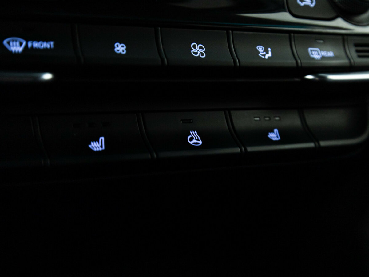 Купить Hyundai Santa Fe с пробегом. Фото: #16