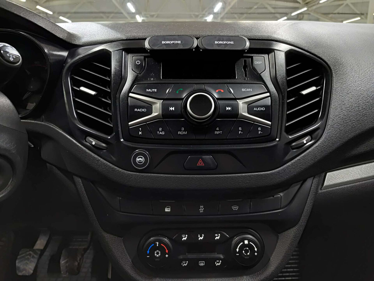 Купить Lada (ВАЗ) Vesta с пробегом. Фото: #14