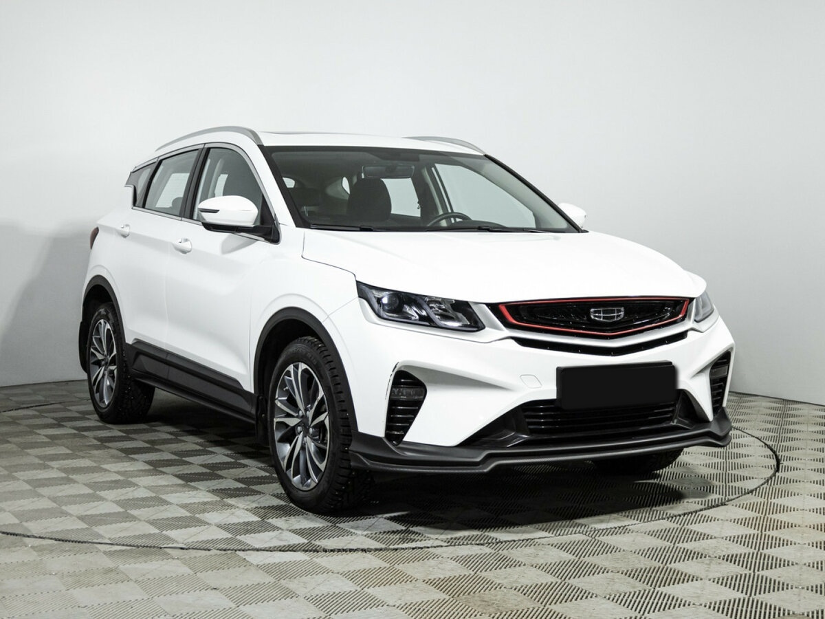 Купить Geely Coolray с пробегом. Фото: #2