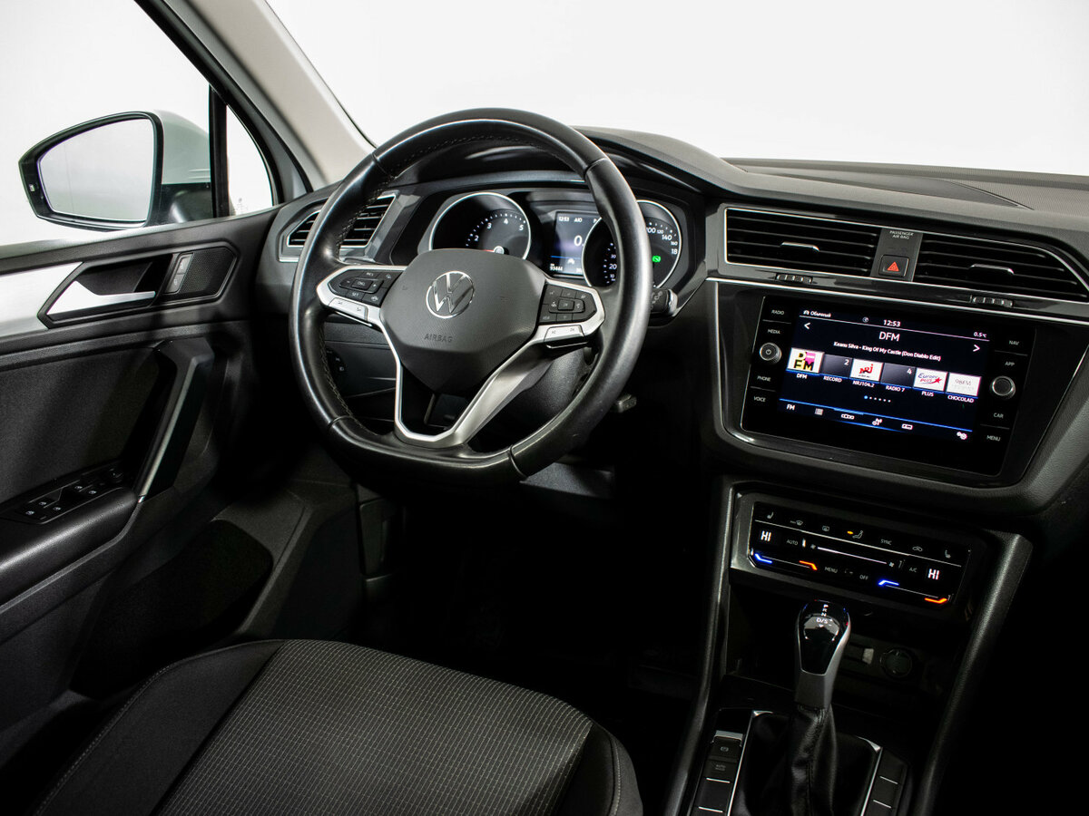 Купить Volkswagen Tiguan с пробегом. Фото: #15