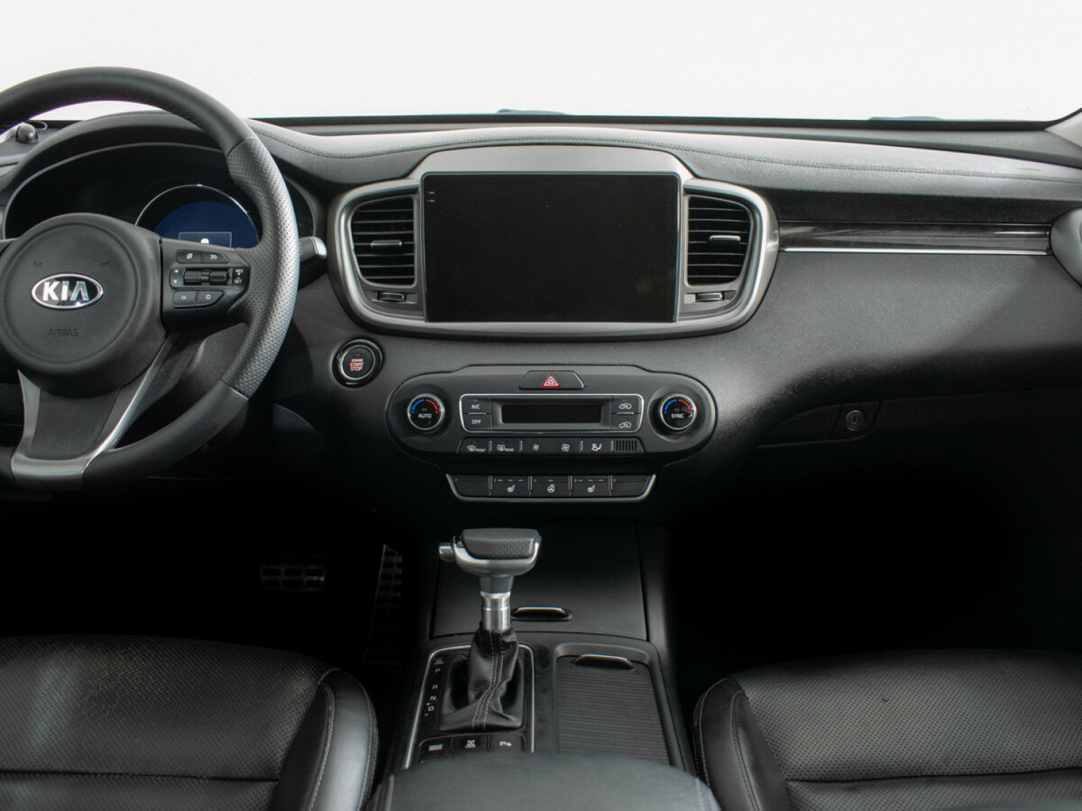 Купить Kia Sorento с пробегом. Фото: #10