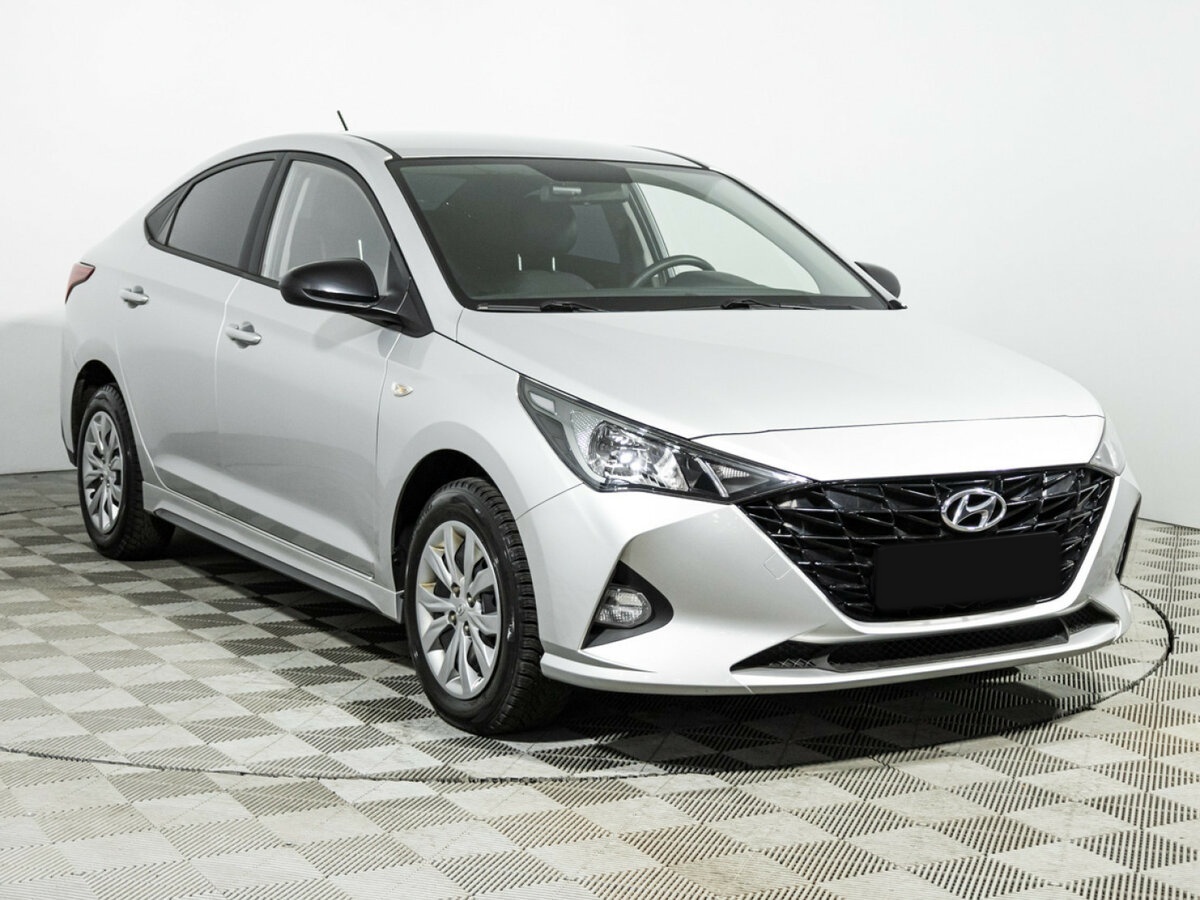 Купить Solaris HS с пробегом. Фото: #2