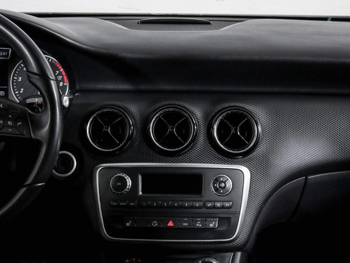 Купить Mercedes-Benz A-Класс с пробегом. Фото: #8