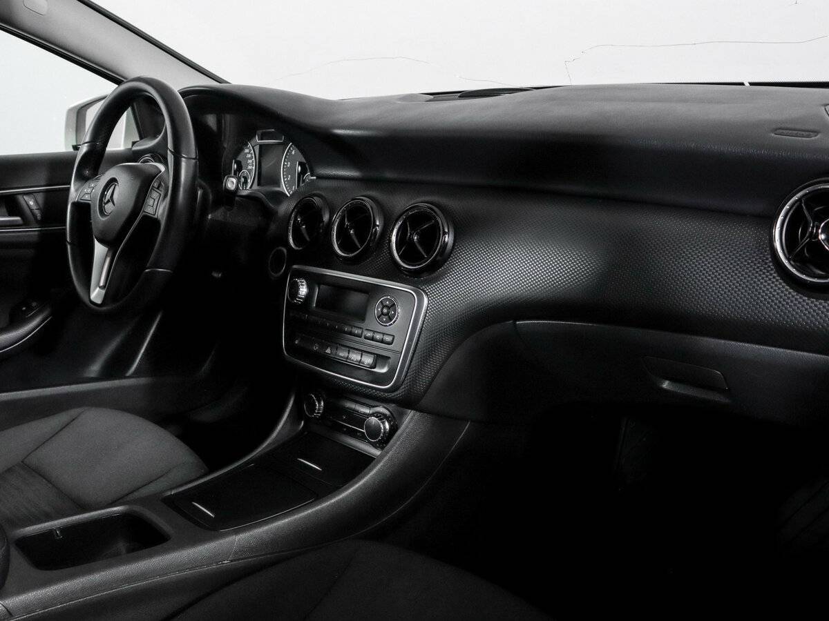 Купить Mercedes-Benz A-Класс с пробегом. Фото: #9