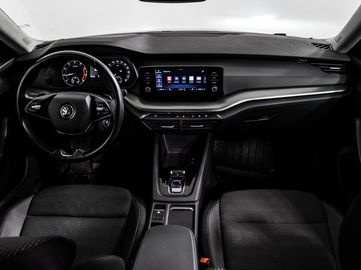 Купить Skoda Octavia с пробегом. Фото: #10