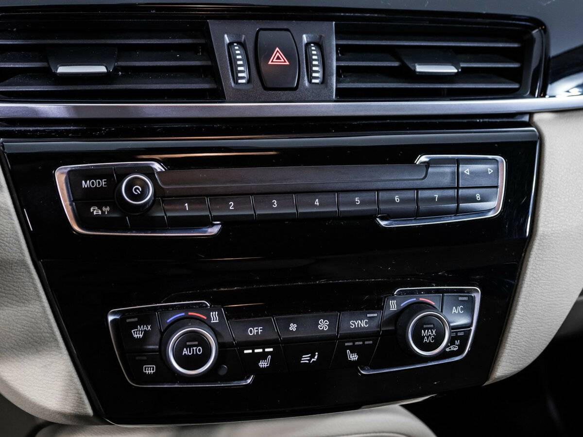 Купить BMW X1 с пробегом. Фото: #14