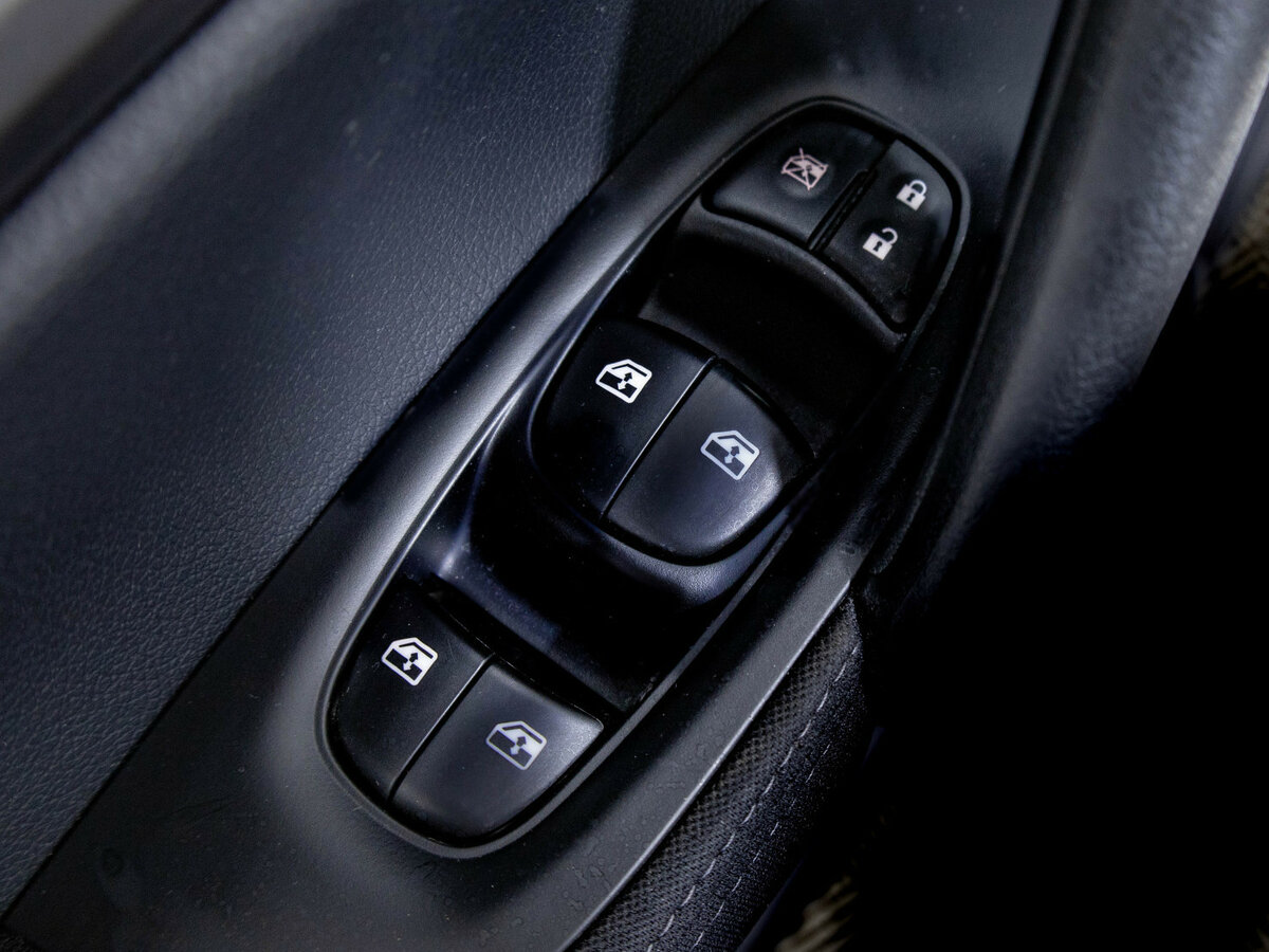 Купить Nissan Qashqai с пробегом. Фото: #13