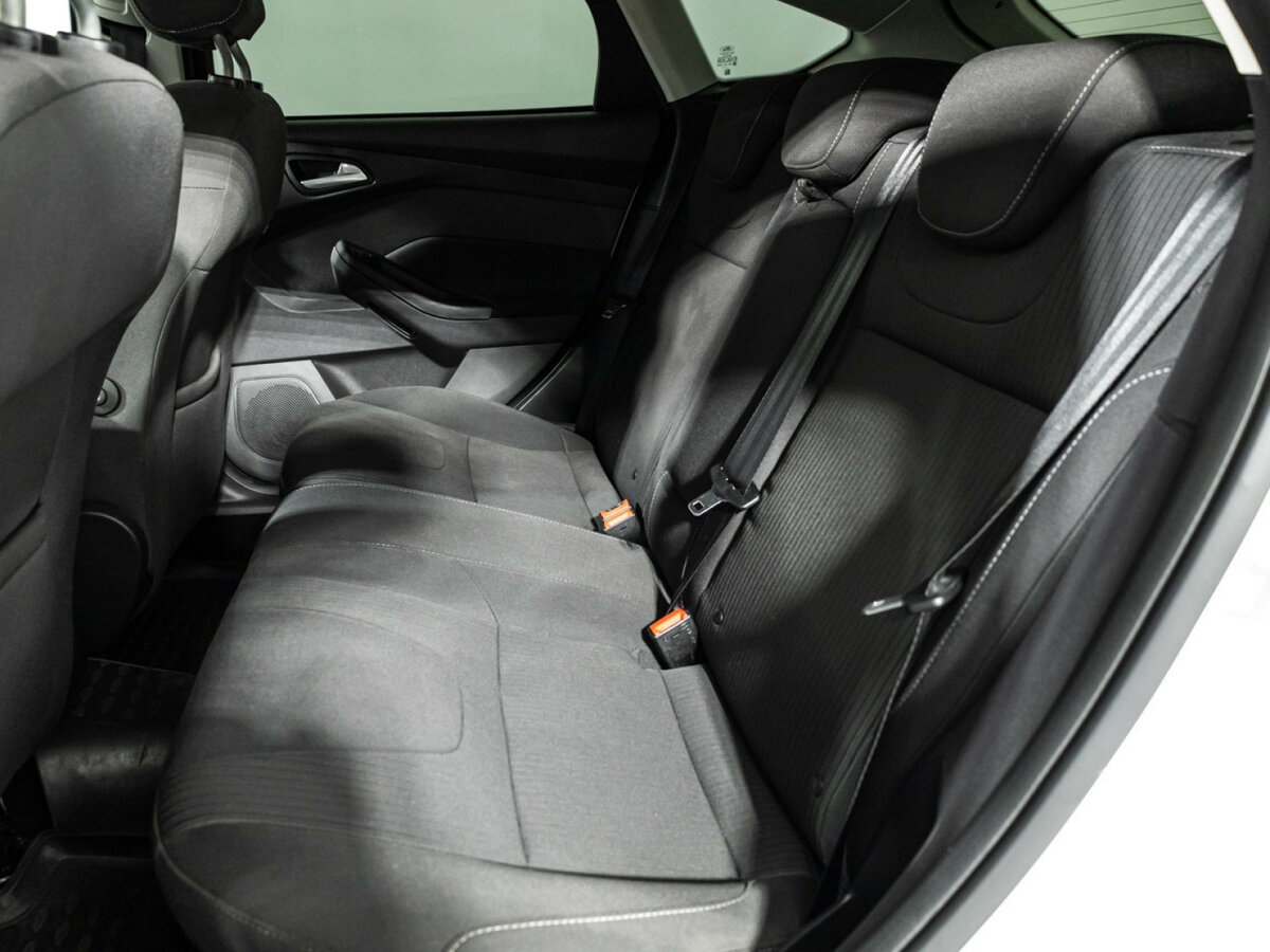 Купить Ford Focus с пробегом. Фото: #9