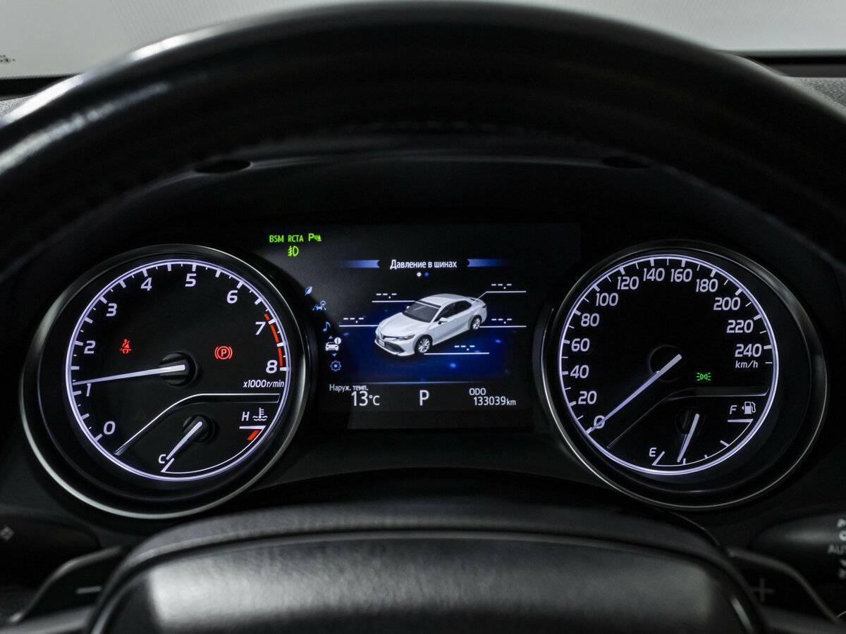 Купить Toyota Camry с пробегом. Фото: #8