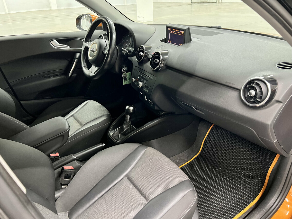 Купить Audi A1 с пробегом. Фото: #10