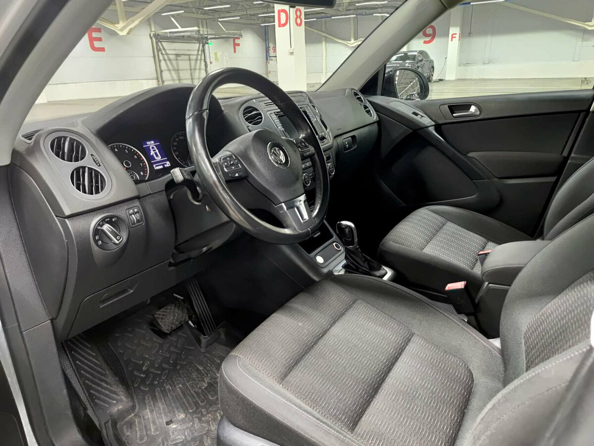Купить Volkswagen Tiguan с пробегом. Фото: #15