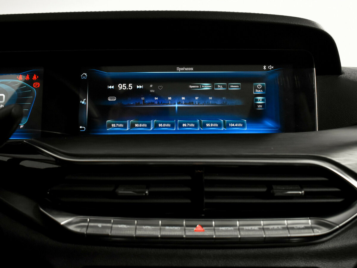 Купить FAW Bestune T77 с пробегом. Фото: #14