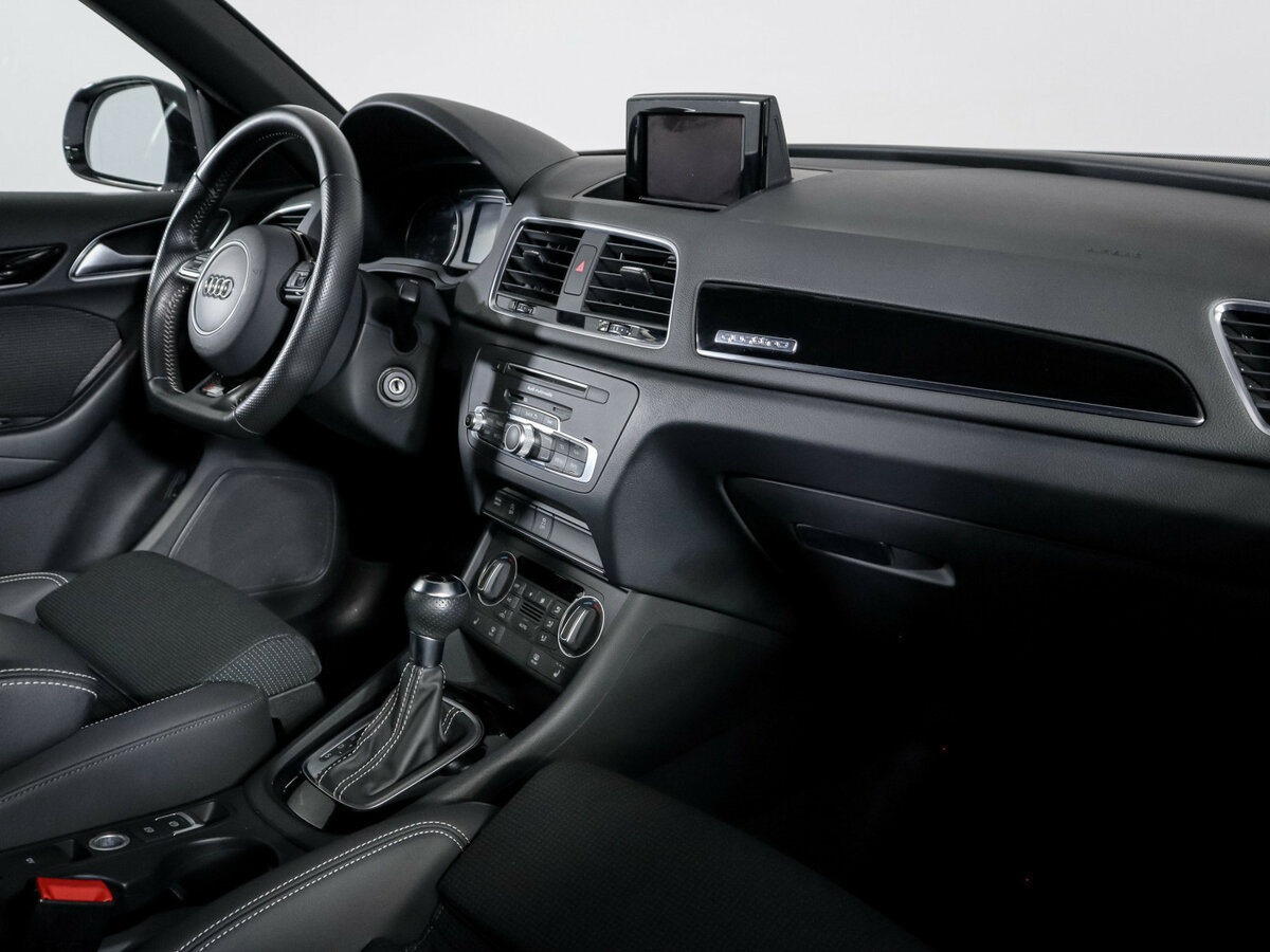 Купить Audi Q3 с пробегом. Фото: #8