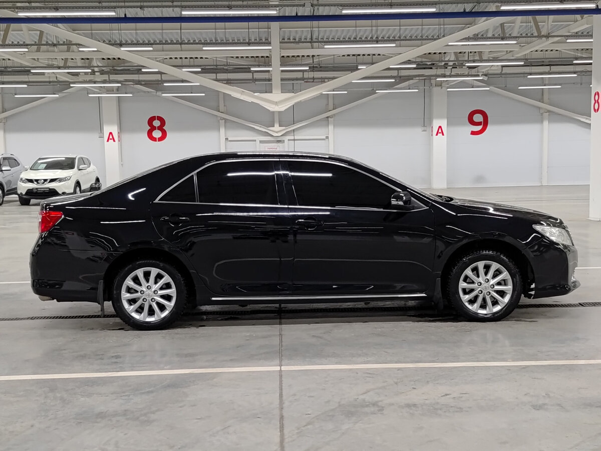 Купить Toyota Camry с пробегом. Фото: #3