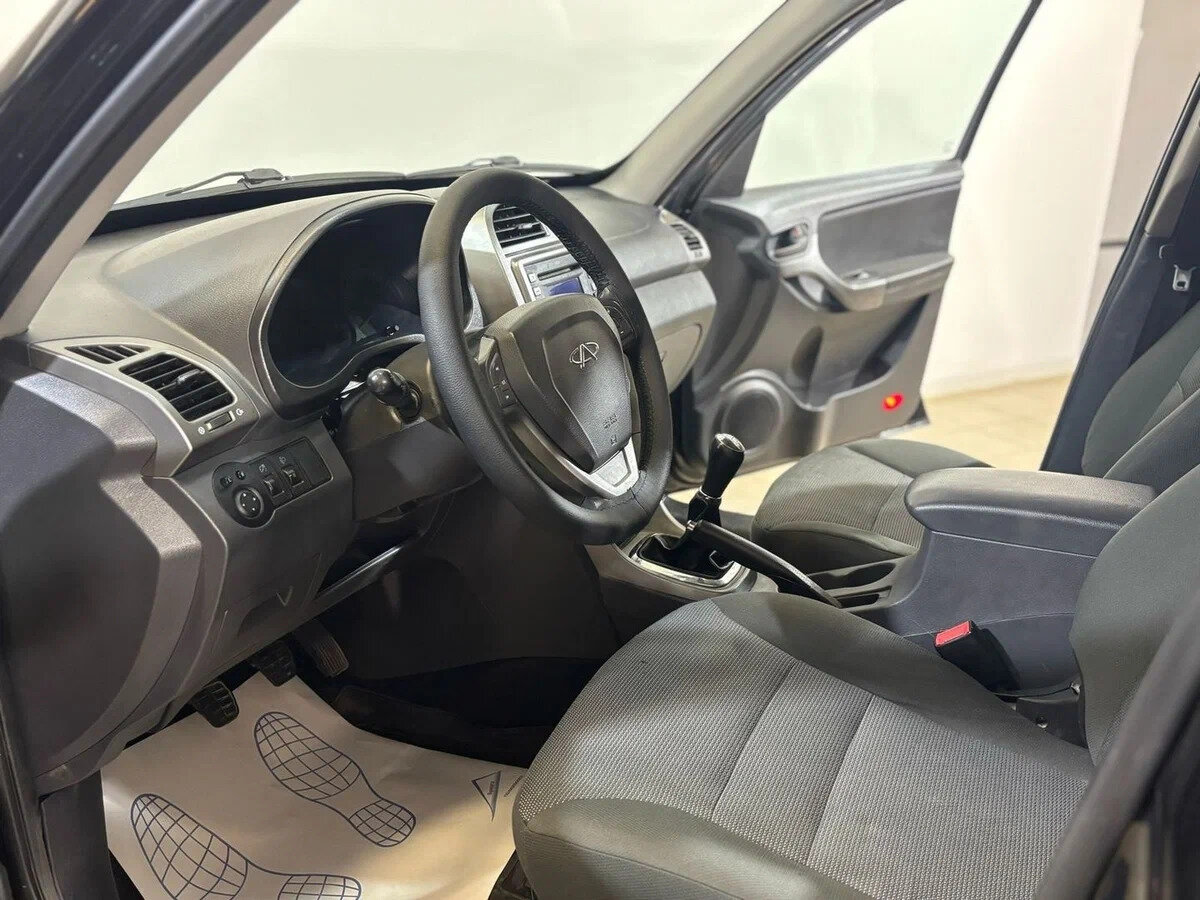 Купить Chery Tiggo (T11) с пробегом. Фото: #6