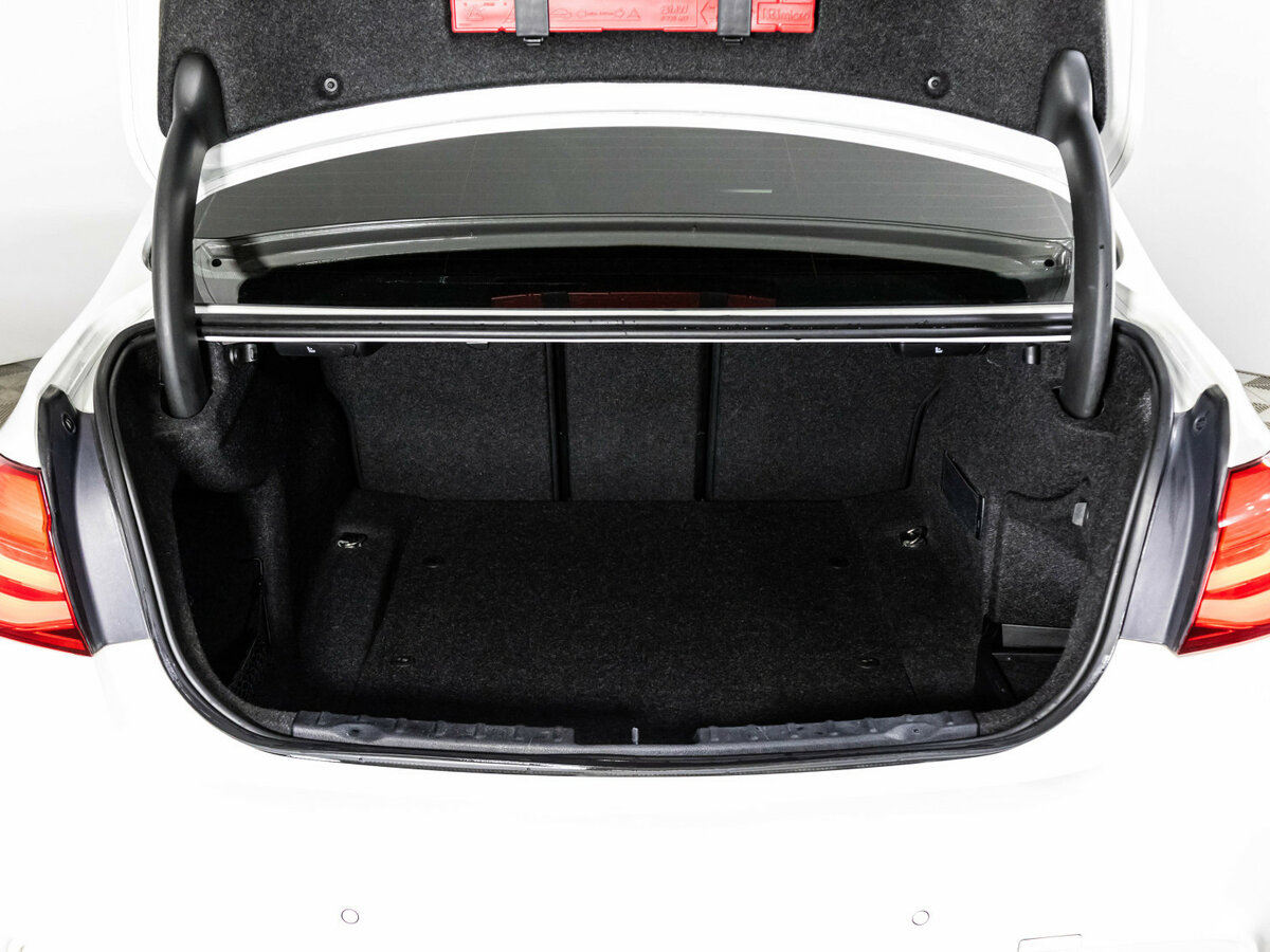 Купить BMW 3 серии с пробегом. Фото: #19