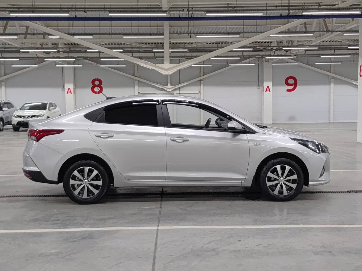 Купить Solaris HS с пробегом. Фото: #3