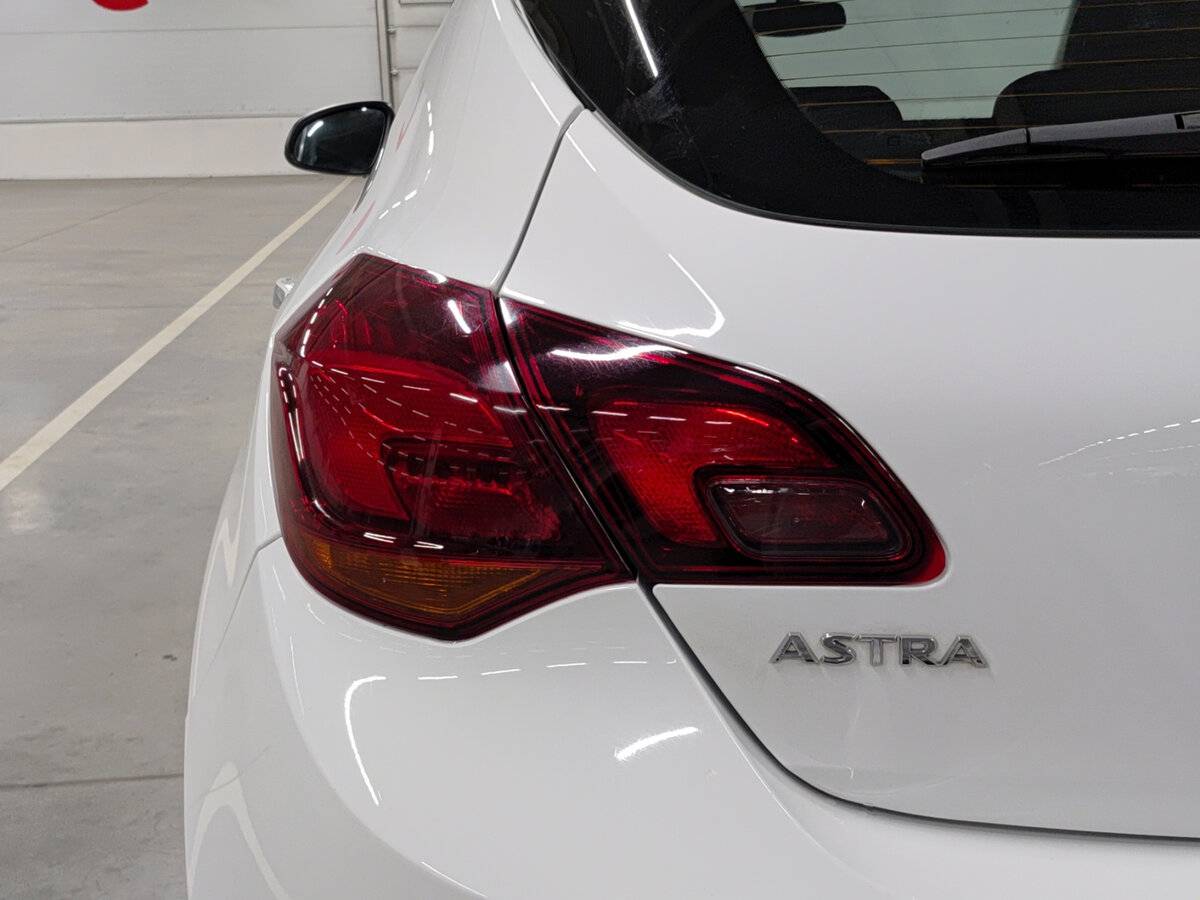 Купить Opel Astra с пробегом. Фото: #8