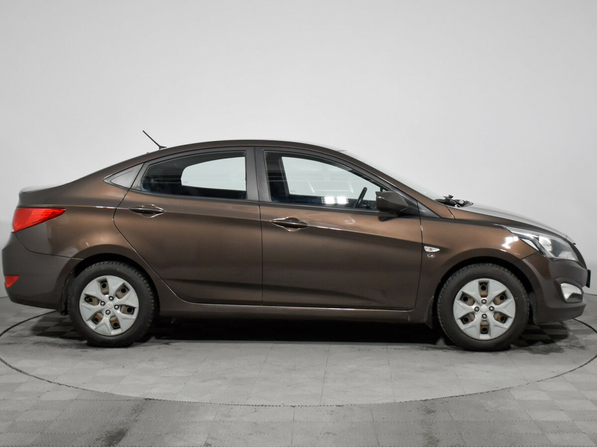 Купить Hyundai Solaris с пробегом. Фото: #3