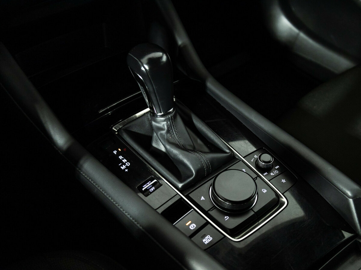 Купить Mazda 3 с пробегом. Фото: #16