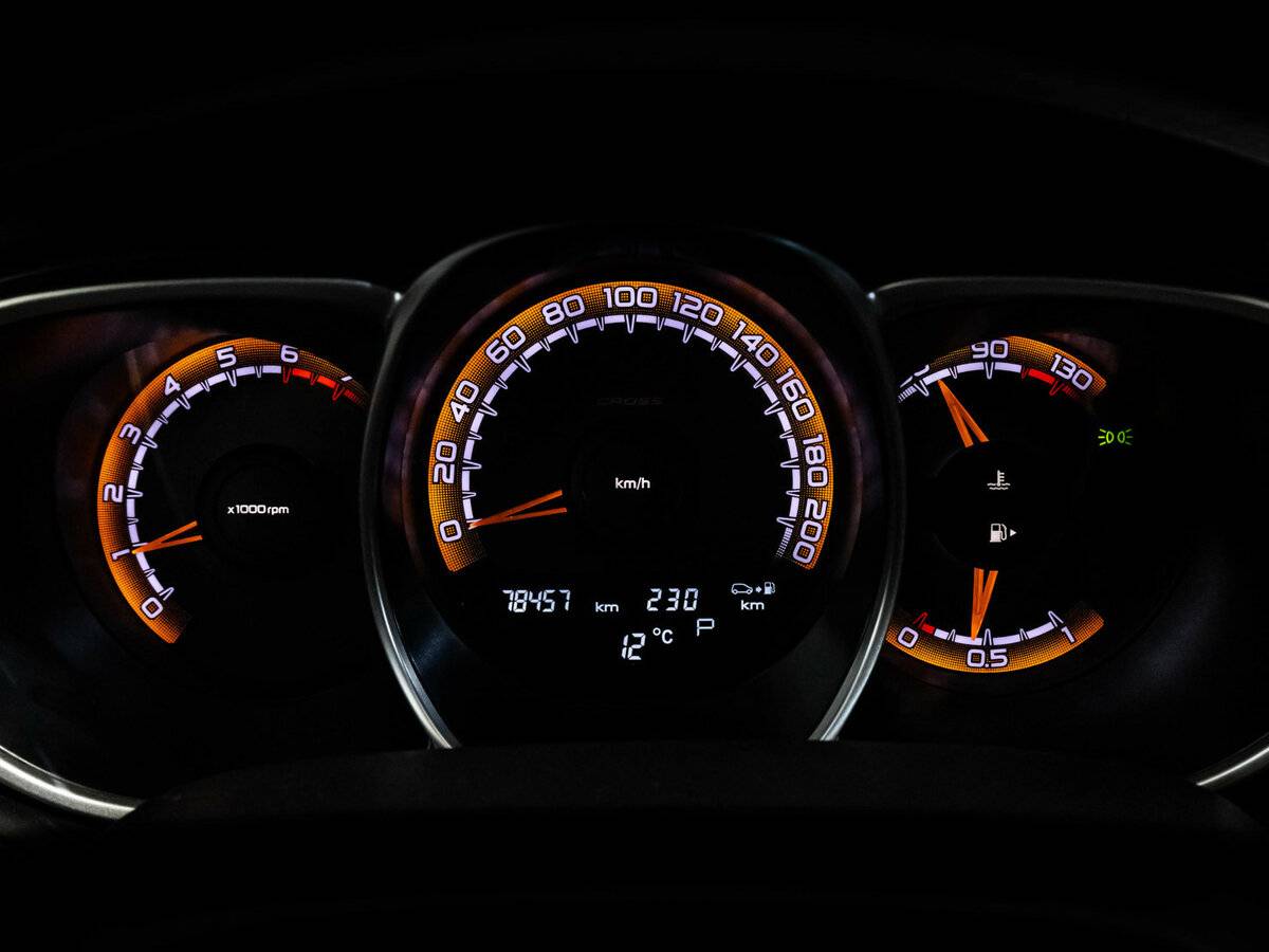 Купить Lada (ВАЗ) Vesta с пробегом. Фото: #9