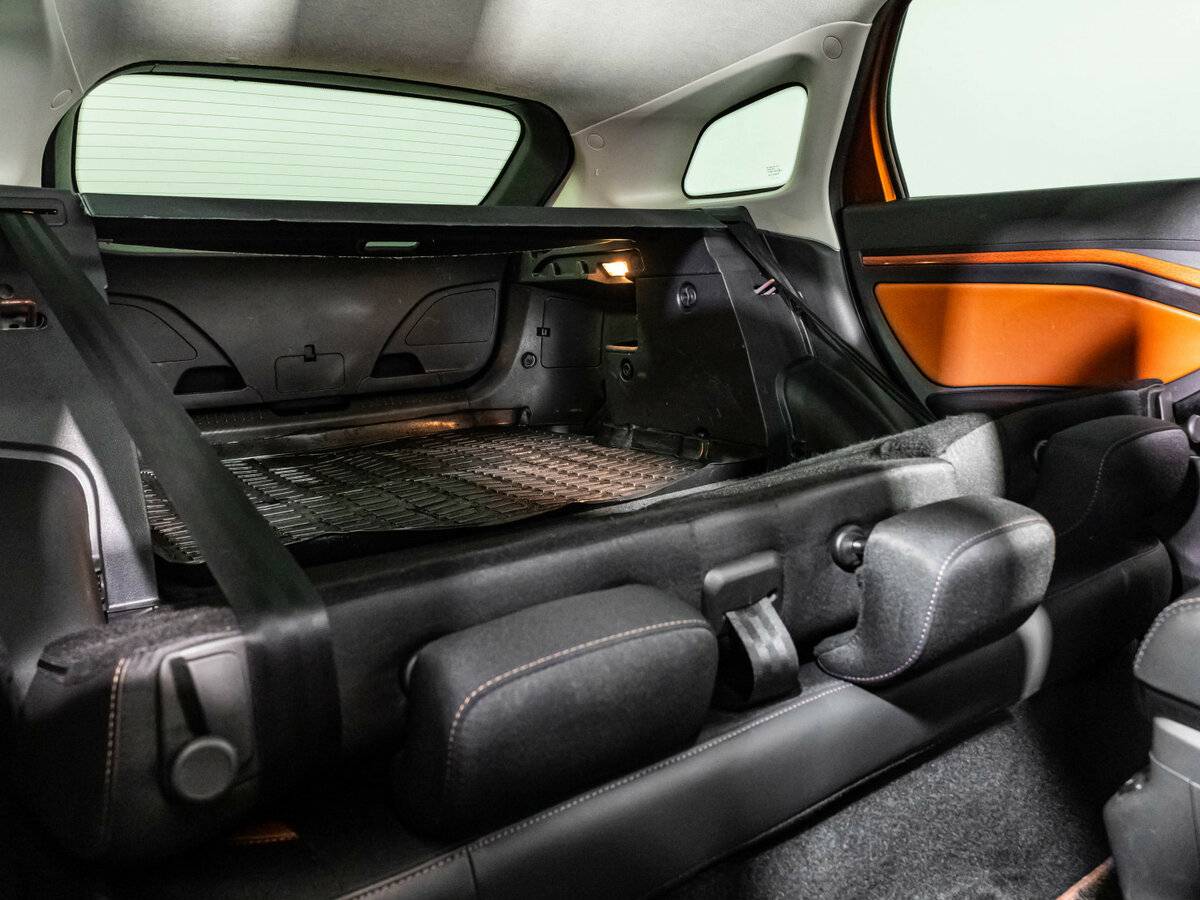 Купить Lada (ВАЗ) Vesta с пробегом. Фото: #16