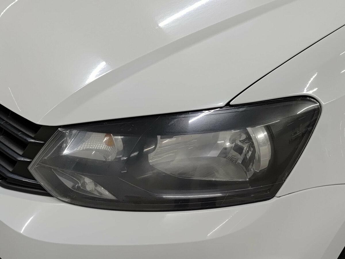Купить Volkswagen Polo с пробегом. Фото: #16
