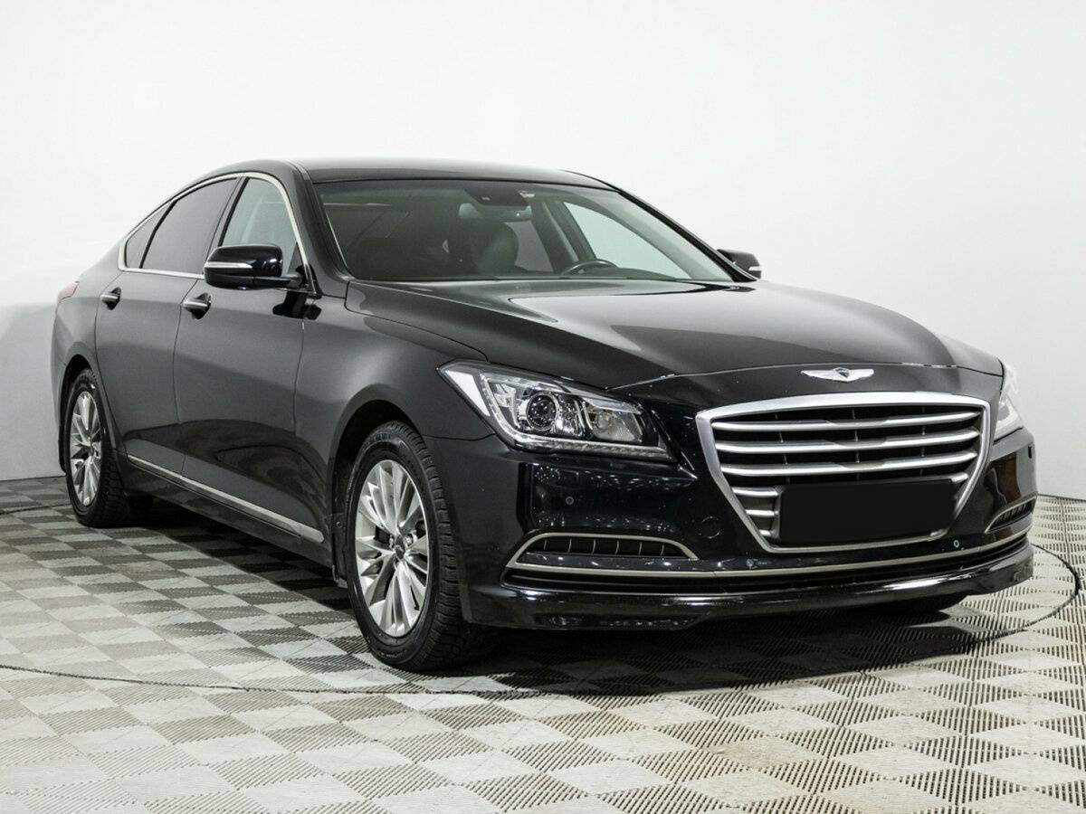 Купить Hyundai Genesis с пробегом. Фото: #2