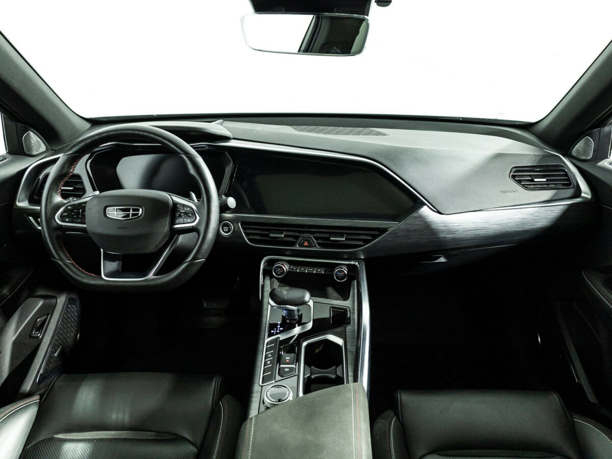 Купить Geely Tugella с пробегом. Фото: #10