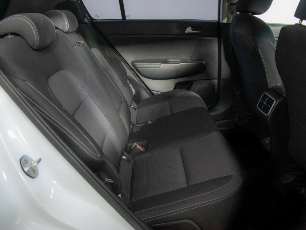 Купить Kia Sportage с пробегом. Фото: #9