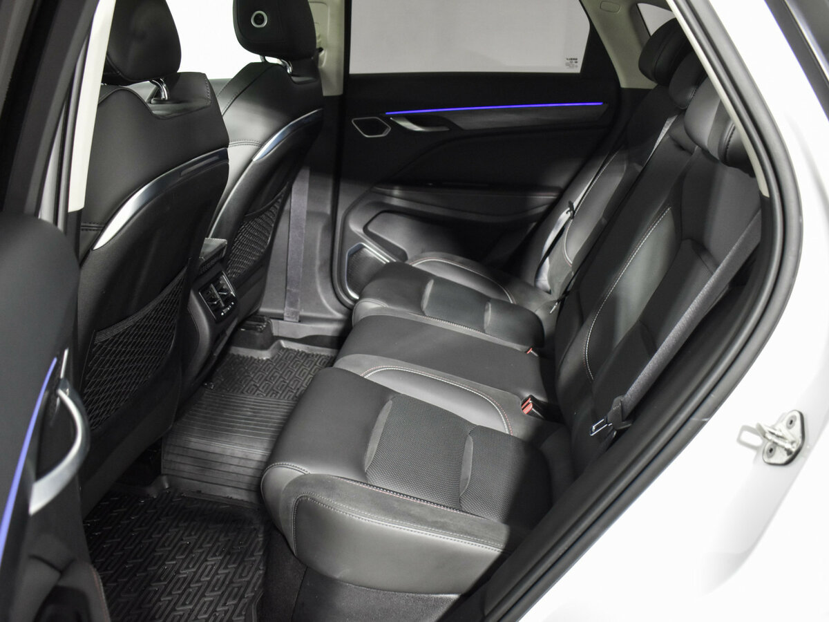 Купить Geely Tugella с пробегом. Фото: #10