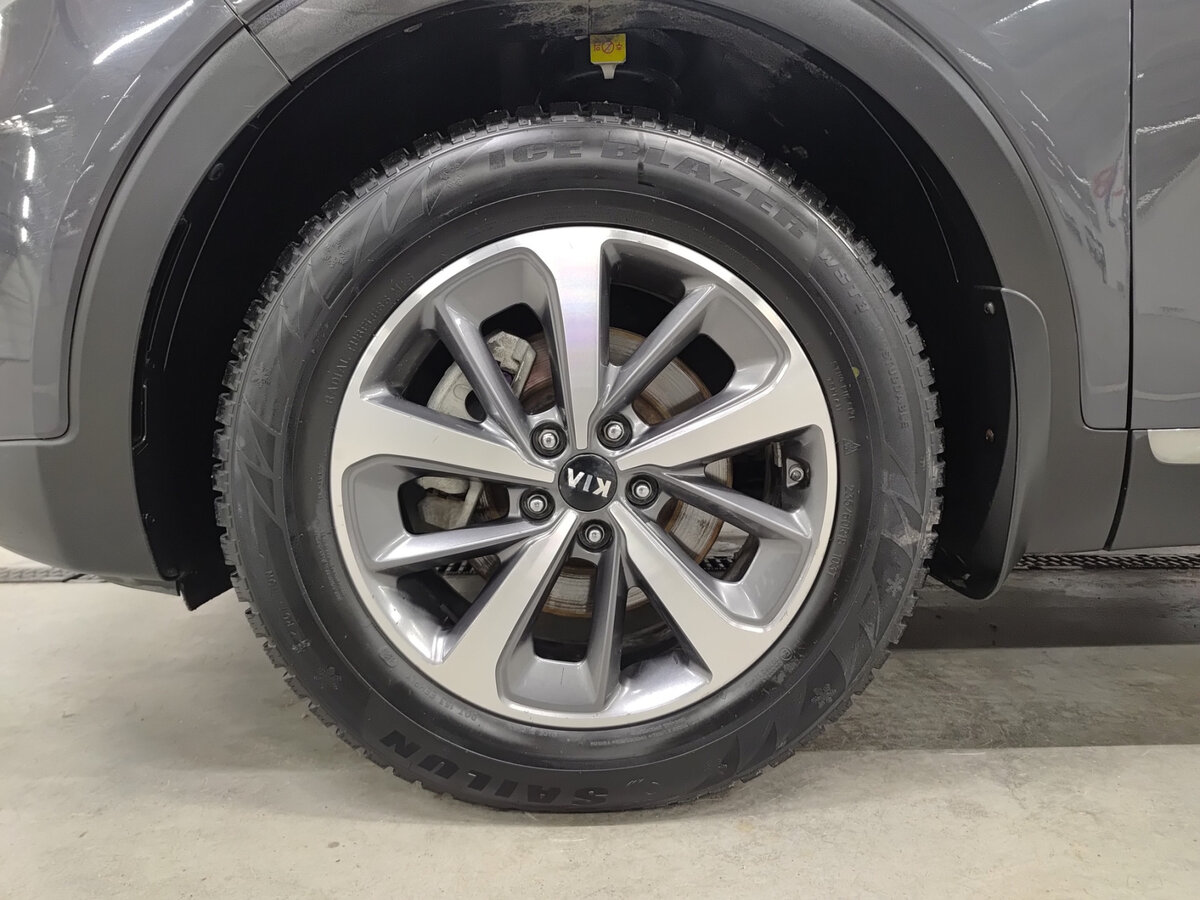 Купить Kia Sorento с пробегом. Фото: #17