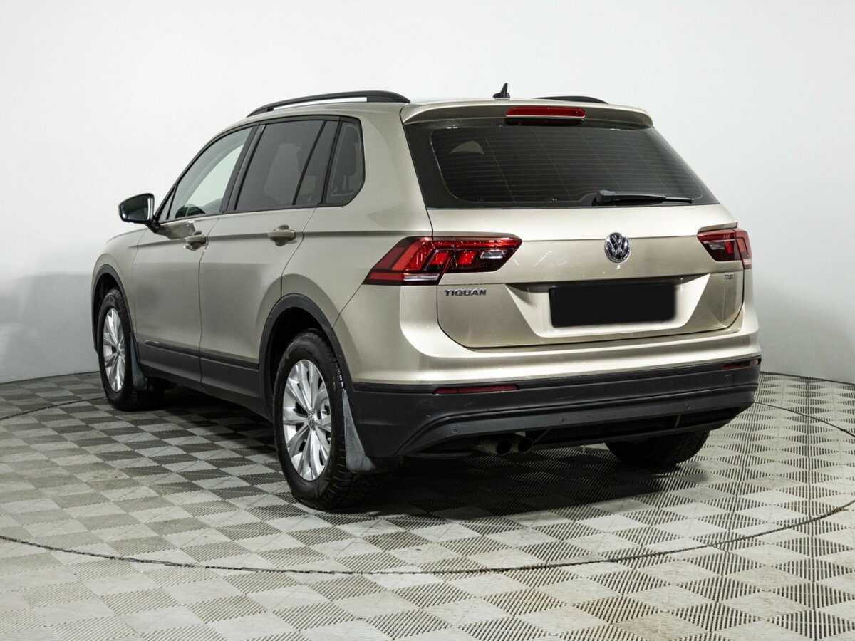 Купить Volkswagen Tiguan с пробегом. Фото: #5