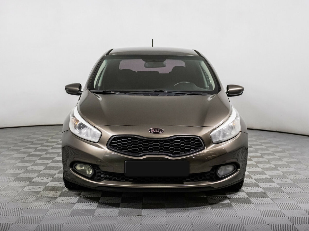 Купить Kia Ceed с пробегом. Фото: #1