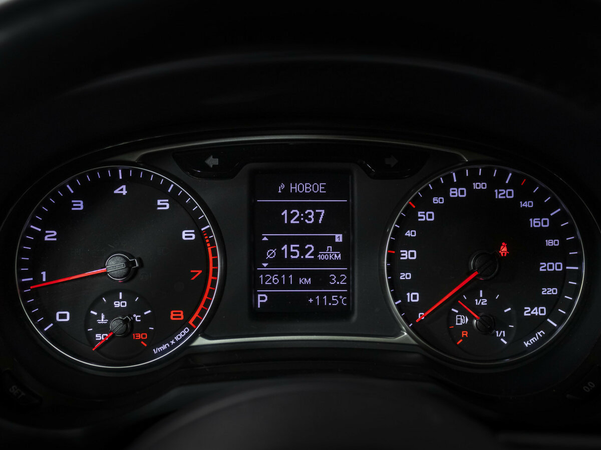 Купить Audi A1 с пробегом. Фото: #10