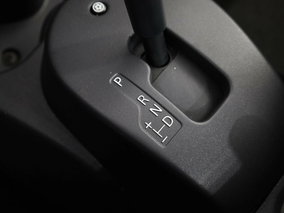 Купить Renault Logan с пробегом. Фото: #9