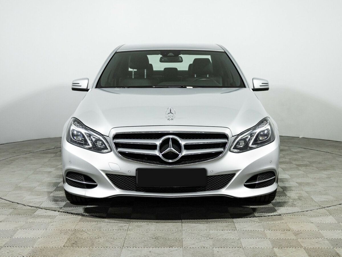 Купить Mercedes-Benz E-Класс с пробегом. Фото: #1