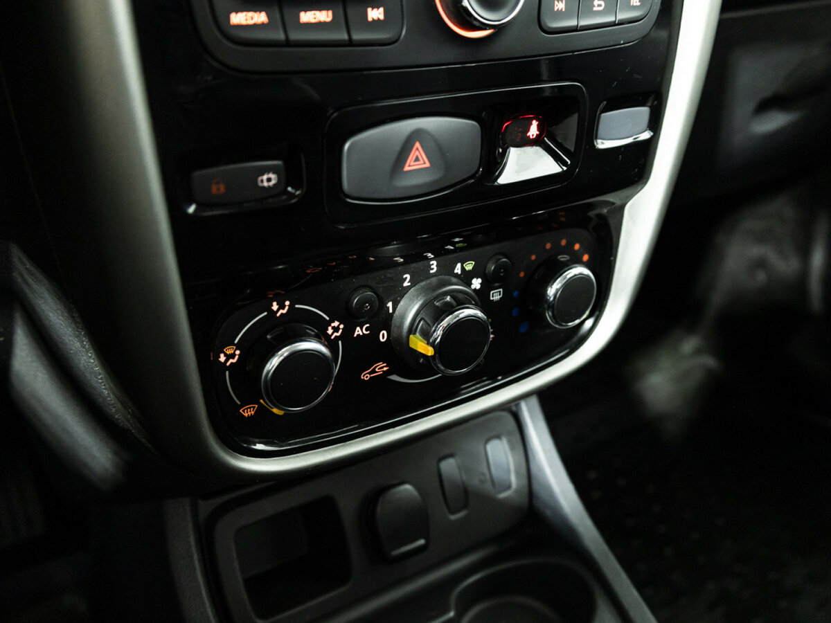 Купить Renault Duster с пробегом. Фото: #15