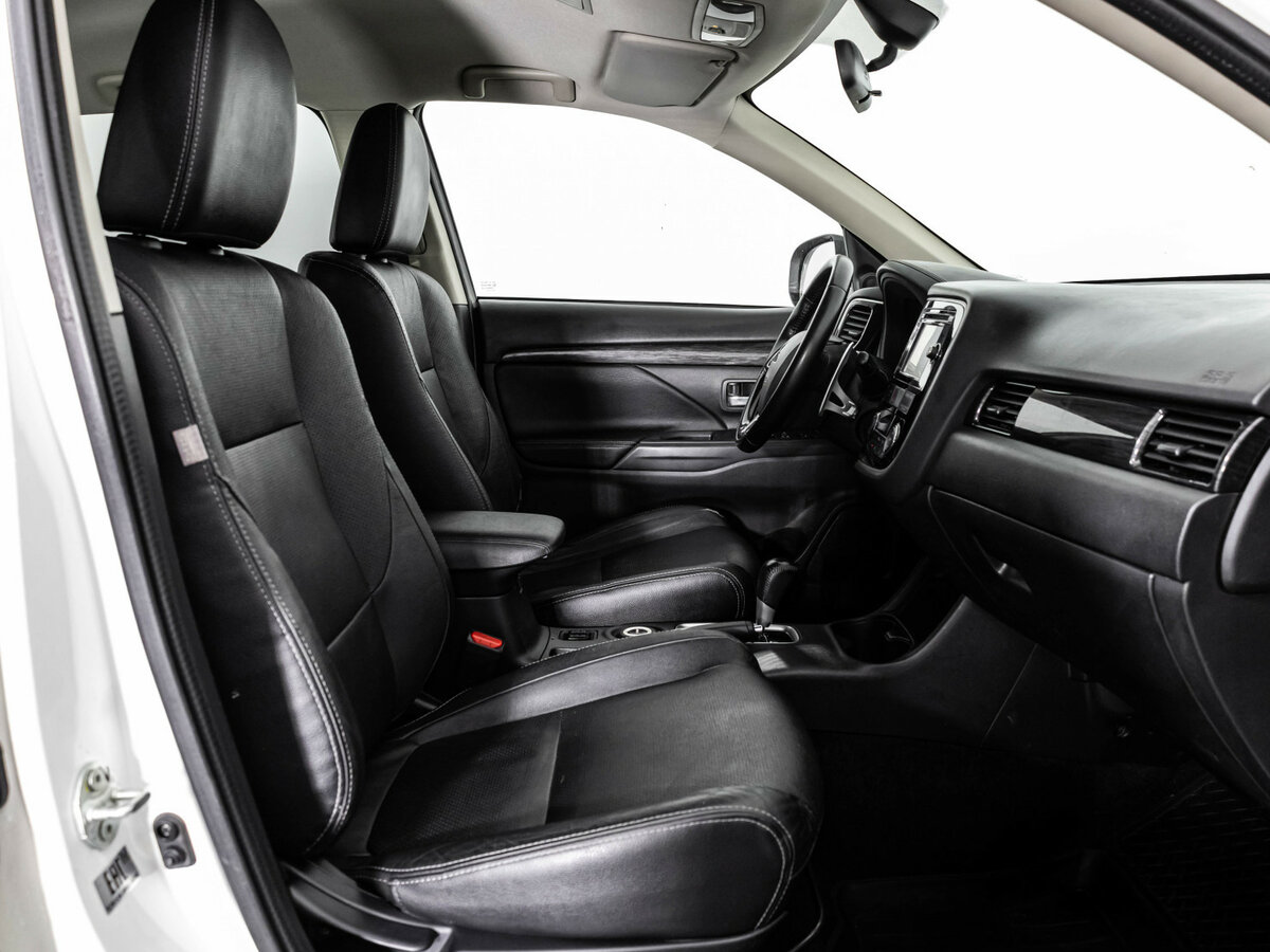 Продажа Б/У Митсубиши Оутлэндер. Фото: #14