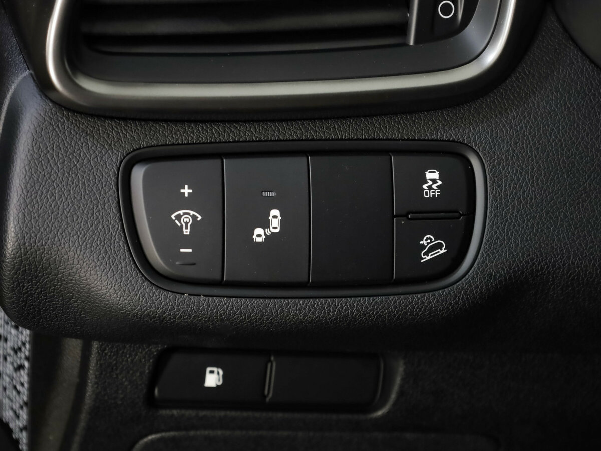 Купить Kia Sorento с пробегом. Фото: #22