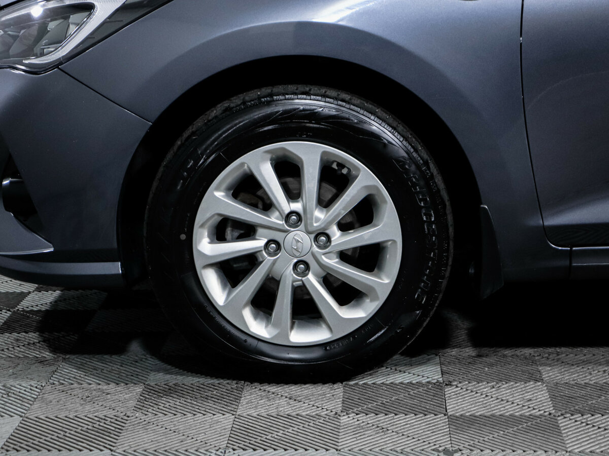 Купить Hyundai Solaris с пробегом. Фото: #12