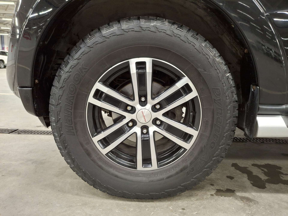 Купить Mitsubishi Pajero с пробегом. Фото: #17