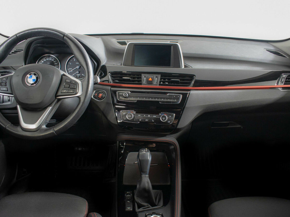 Купить BMW X1 с пробегом. Фото: #10
