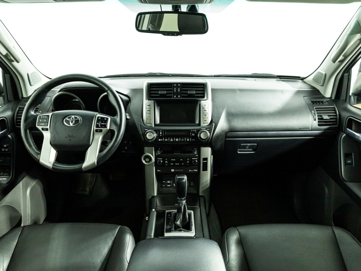 Купить Toyota Land Cruiser Prado с пробегом. Фото: #10